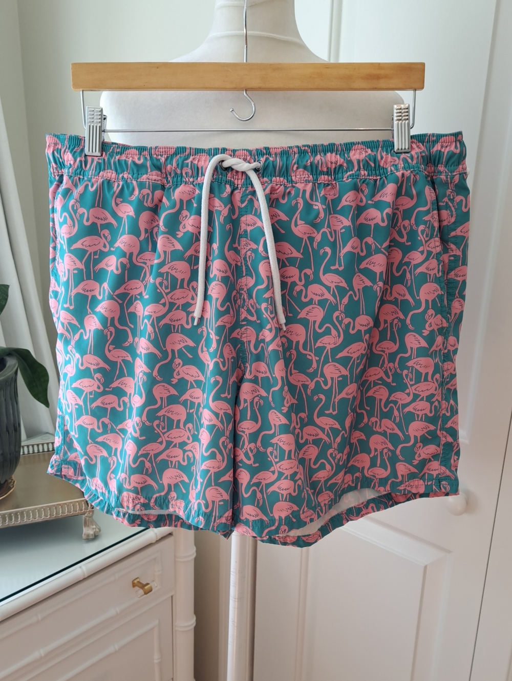 J.Crew Mens Pink Flamingo Print Aqua Green 6" Swim Trunks Mesh Lined Elastic XL
